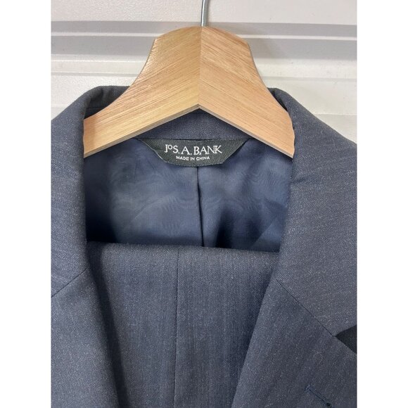 Jos. A. Bank Signature Collection Mens 2-Piece Suit 42R 100% Wool Navy Pinstripe - Picture 7 of 12